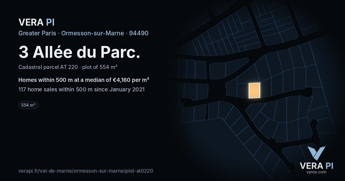 3 Allée du Parc, Ormesson-sur-Marne at night – the plot lit, the parcels around coloured by the prices near them