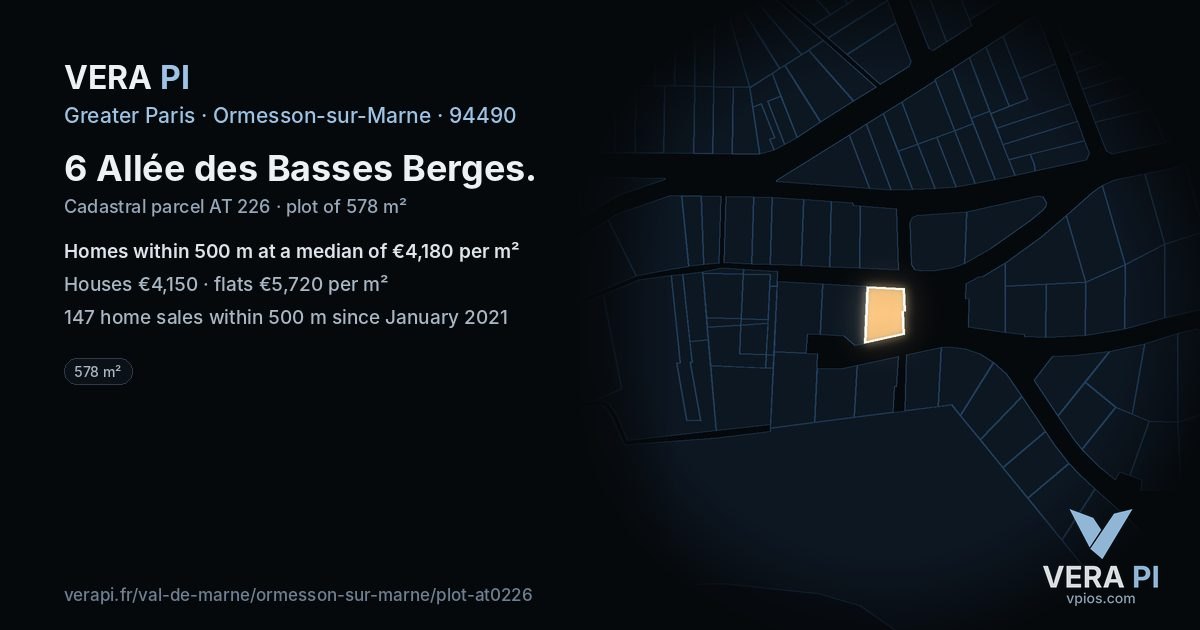 6 Allée des Basses Berges, Ormesson-sur-Marne at night – the plot lit, the parcels around coloured by the prices near them