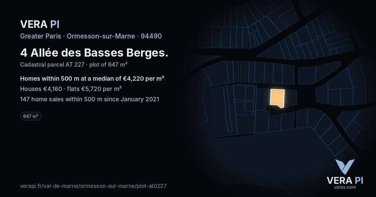 4 Allée des Basses Berges, Ormesson-sur-Marne at night – the plot lit, the parcels around coloured by the prices near them