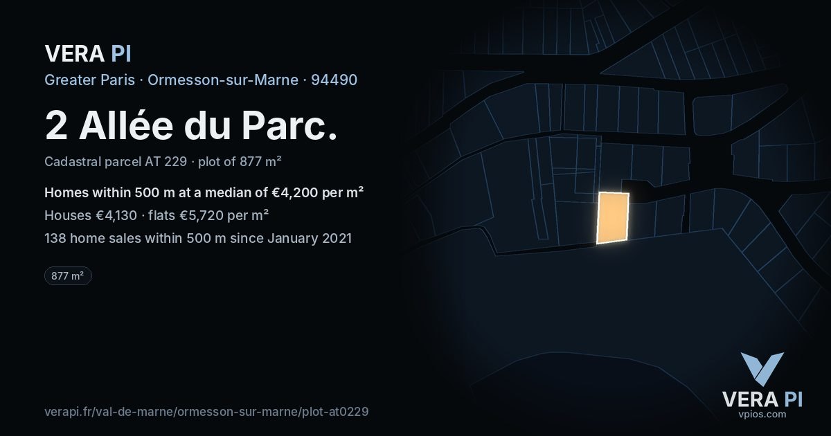 2 Allée du Parc, Ormesson-sur-Marne at night – the plot lit, the parcels around coloured by the prices near them