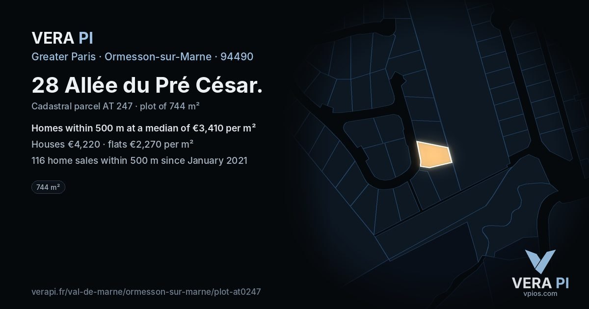 28 Allée du Pré César, Ormesson-sur-Marne at night – the plot lit, the parcels around coloured by the prices near them
