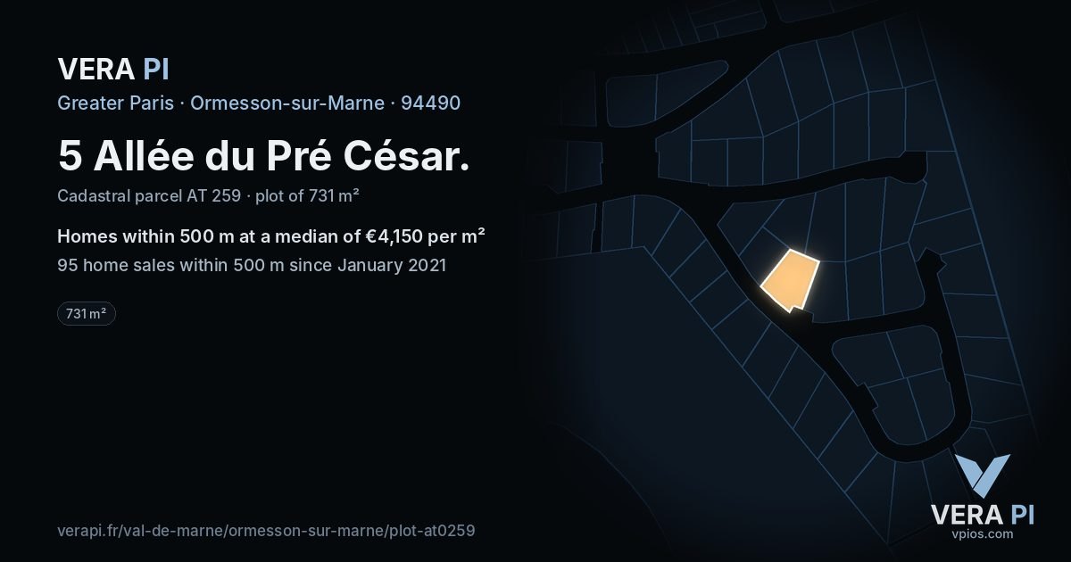 5 Allée du Pré César, Ormesson-sur-Marne at night – the plot lit, the parcels around coloured by the prices near them