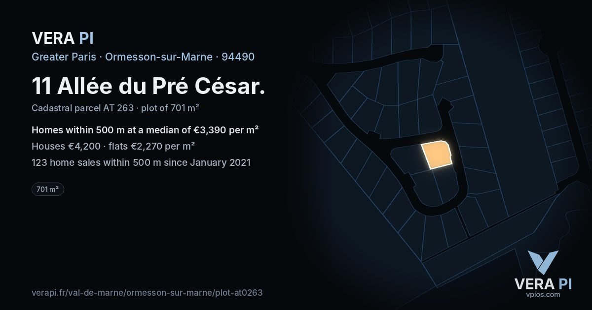 11 Allée du Pré César, Ormesson-sur-Marne at night – the plot lit, the parcels around coloured by the prices near them