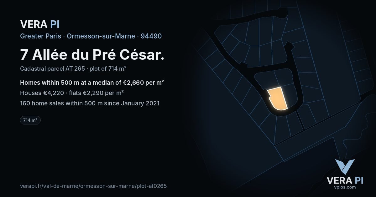 7 Allée du Pré César, Ormesson-sur-Marne at night – the plot lit, the parcels around coloured by the prices near them