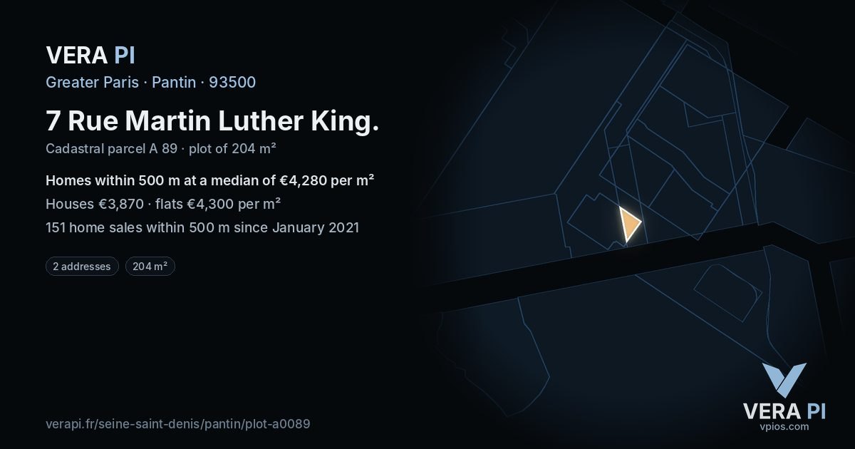 7 Rue Martin Luther King, Pantin at night – the plot lit, the parcels around coloured by the prices near them