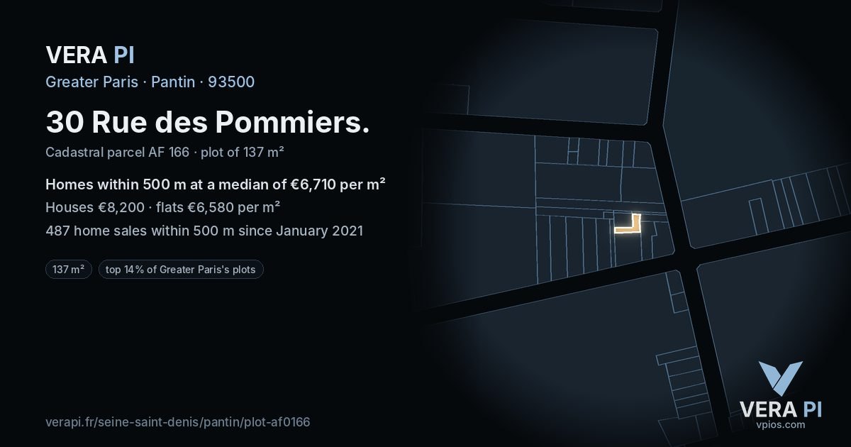 30 Rue des Pommiers, Pantin at night – the plot lit, the parcels around coloured by the prices near them