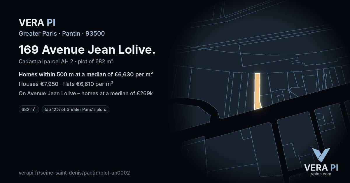 169 Avenue Jean Lolive, Pantin at night – the plot lit, the parcels around coloured by the prices near them
