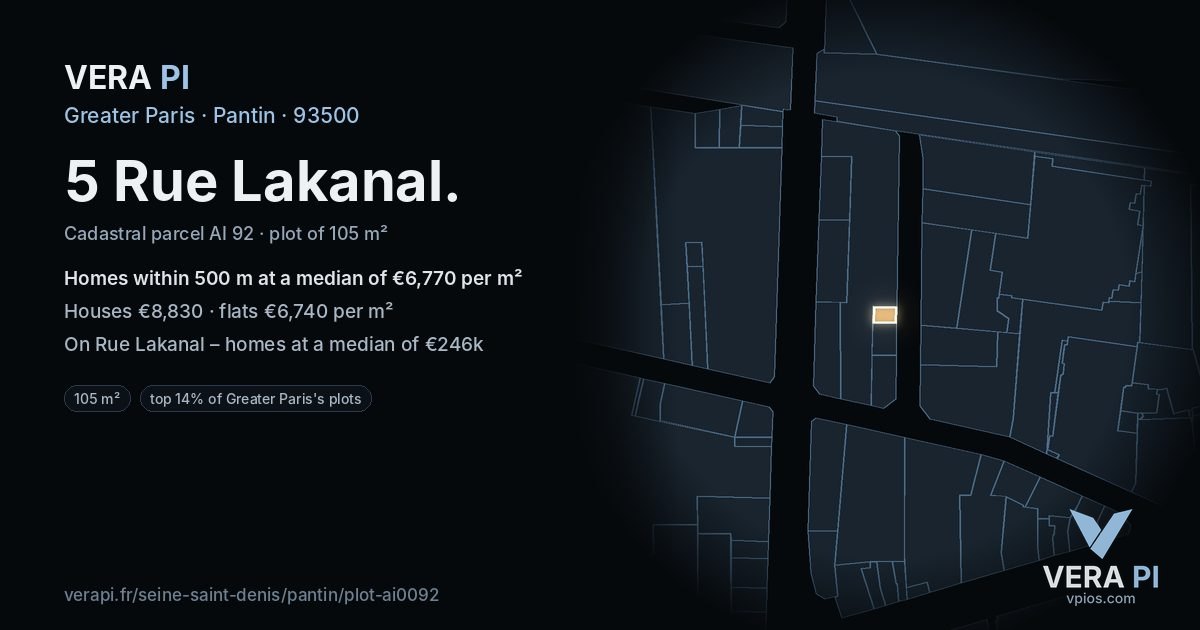 5 Rue Lakanal, Pantin at night – the plot lit, the parcels around coloured by the prices near them