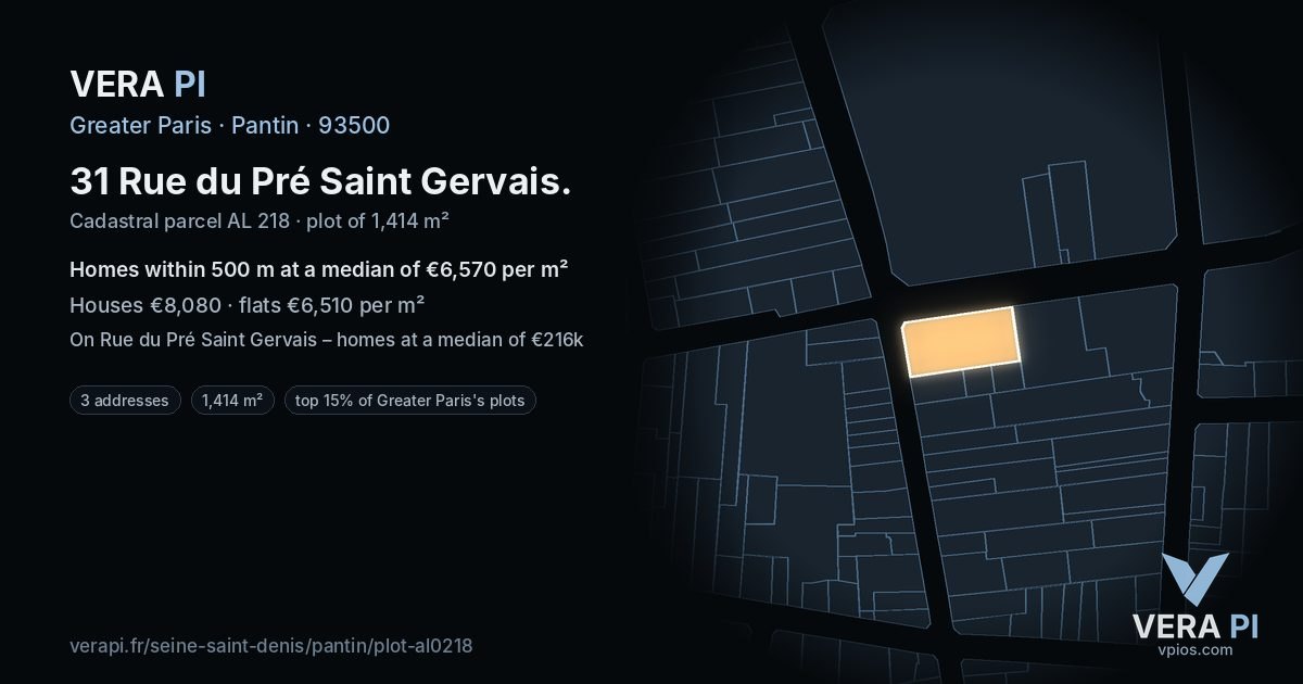 31 Rue du Pré Saint Gervais, Pantin at night – the plot lit, the parcels around coloured by the prices near them