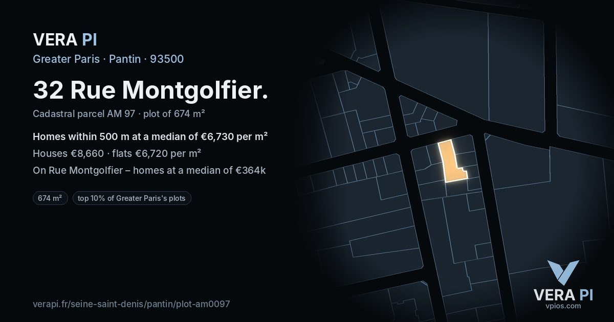 32 Rue Montgolfier, Pantin at night – the plot lit, the parcels around coloured by the prices near them
