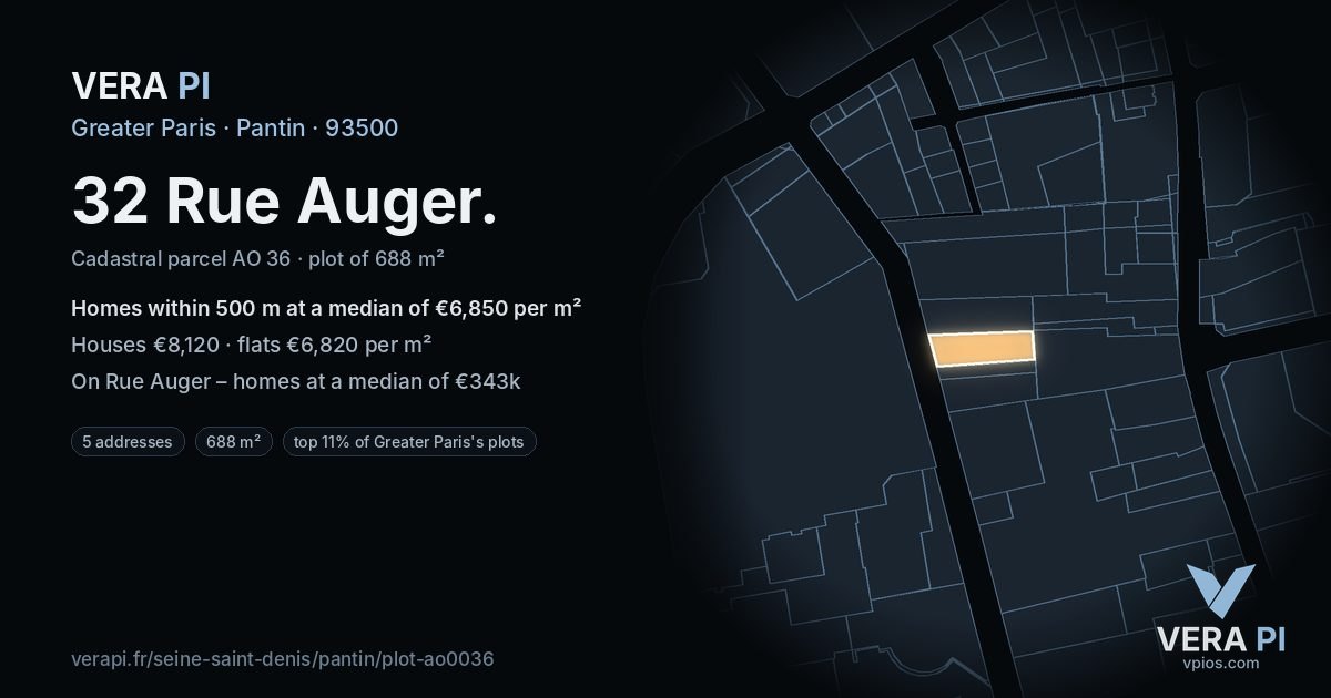 32 Rue Auger, Pantin at night – the plot lit, the parcels around coloured by the prices near them