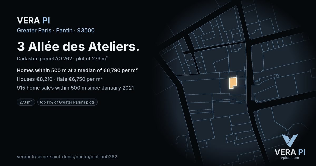 3 Allée des Ateliers, Pantin at night – the plot lit, the parcels around coloured by the prices near them