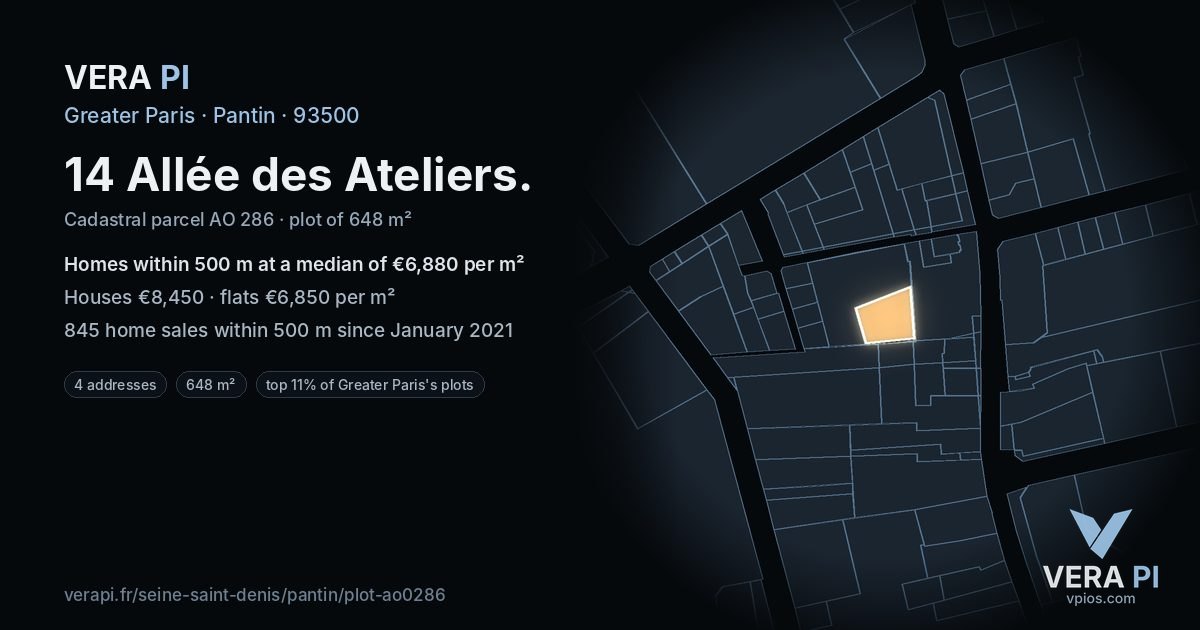 14 Allée des Ateliers, Pantin at night – the plot lit, the parcels around coloured by the prices near them