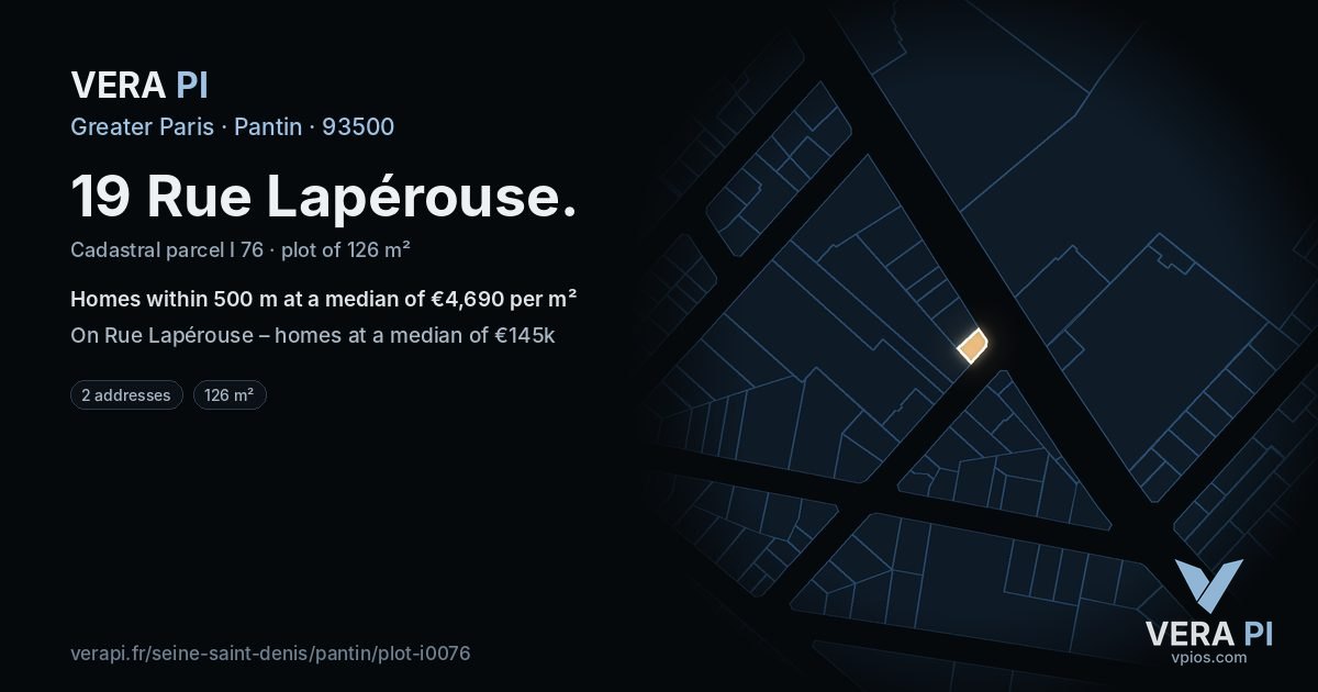 19 Rue Lapérouse, Pantin at night – the plot lit, the parcels around coloured by the prices near them