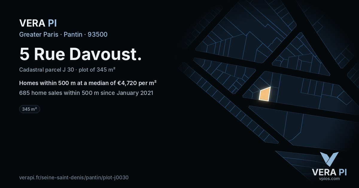5 Rue Davoust, Pantin at night – the plot lit, the parcels around coloured by the prices near them
