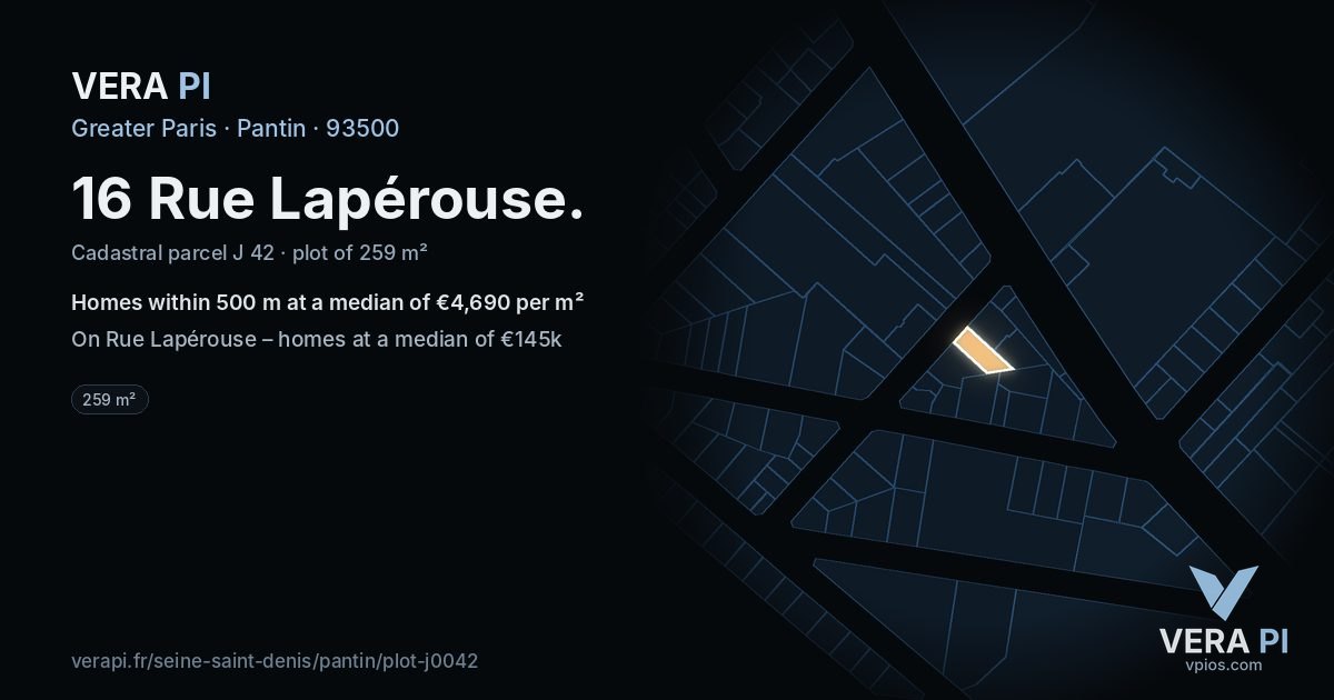 16 Rue Lapérouse, Pantin at night – the plot lit, the parcels around coloured by the prices near them