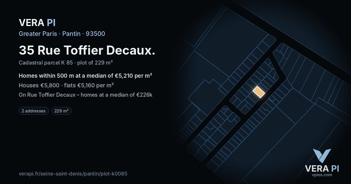 35 Rue Toffier Decaux, Pantin at night – the plot lit, the parcels around coloured by the prices near them