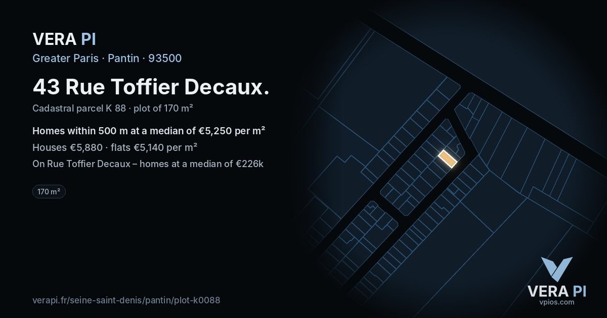 43 Rue Toffier Decaux, Pantin at night – the plot lit, the parcels around coloured by the prices near them