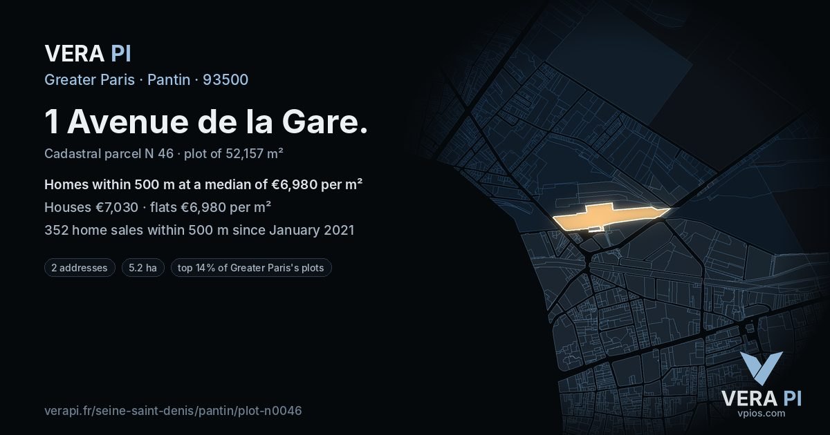 1 Avenue de la Gare, Pantin at night – the plot lit, the parcels around coloured by the prices near them