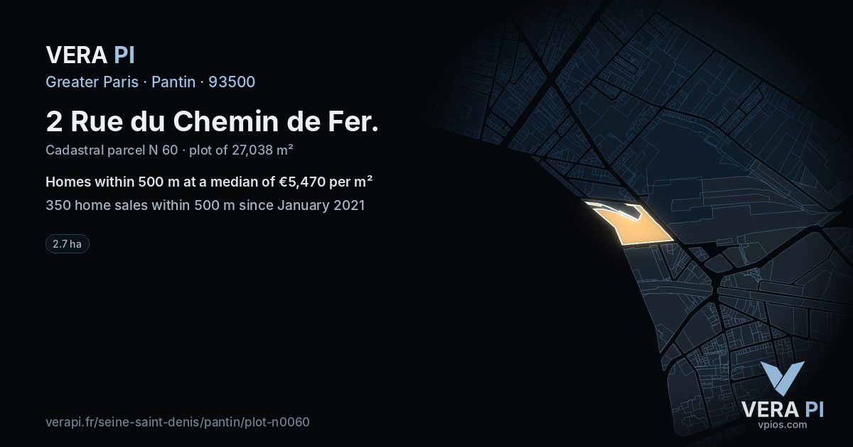 2 Rue du Chemin de Fer, Pantin at night – the plot lit, the parcels around coloured by the prices near them