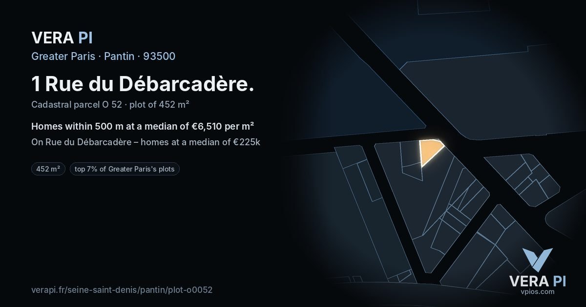 1 Rue du Débarcadère, Pantin at night – the plot lit, the parcels around coloured by the prices near them