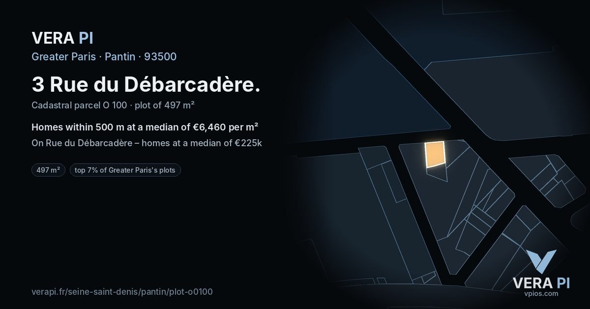 3 Rue du Débarcadère, Pantin at night – the plot lit, the parcels around coloured by the prices near them
