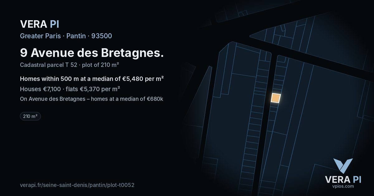 9 Avenue des Bretagnes, Pantin at night – the plot lit, the parcels around coloured by the prices near them