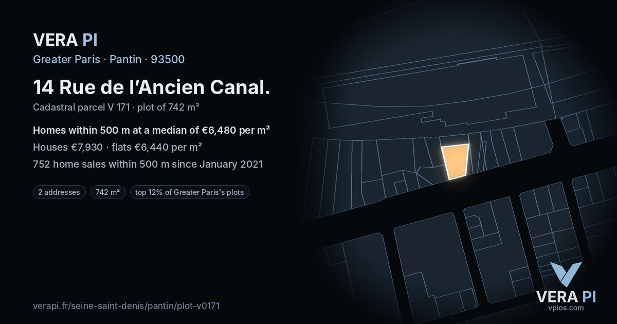 14 Rue de l’Ancien Canal, Pantin at night – the plot lit, the parcels around coloured by the prices near them