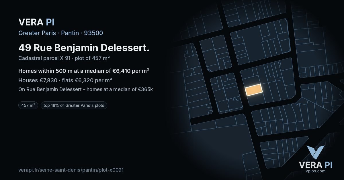 49 Rue Benjamin Delessert, Pantin at night – the plot lit, the parcels around coloured by the prices near them