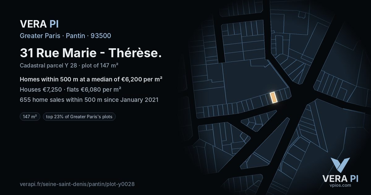 31 Rue Marie - Thérèse, Pantin at night – the plot lit, the parcels around coloured by the prices near them