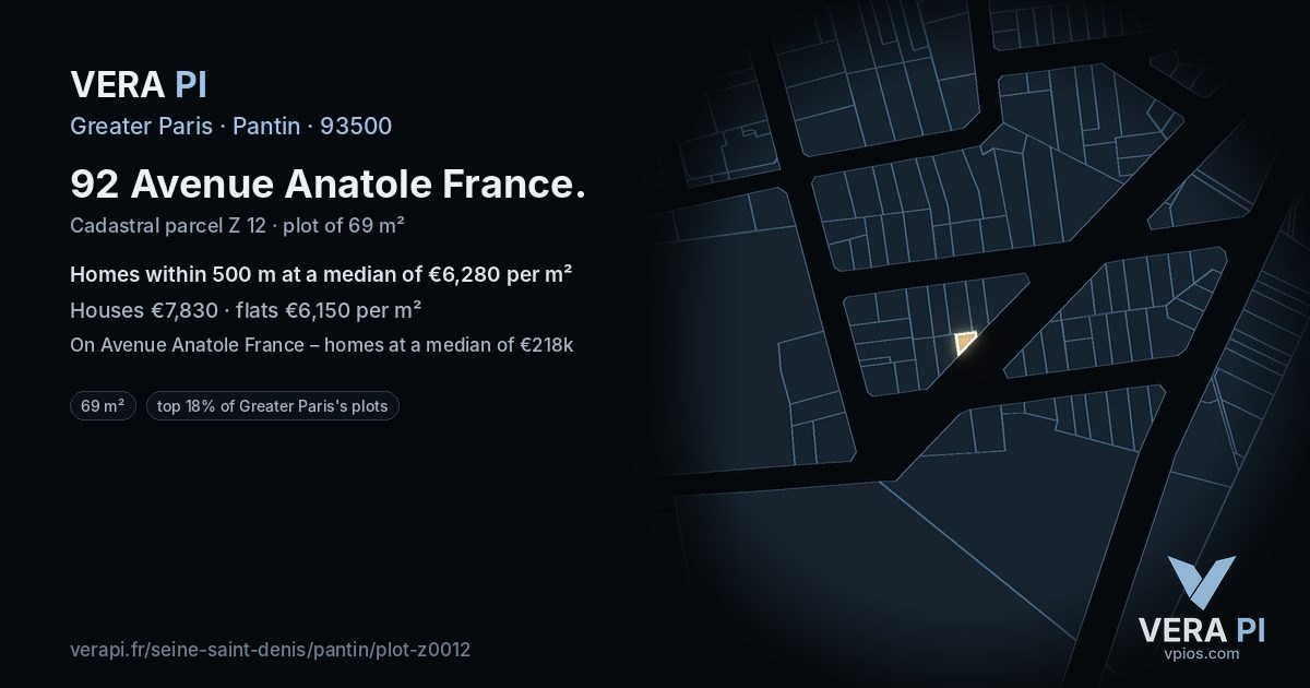 92 Avenue Anatole France, Pantin at night – the plot lit, the parcels around coloured by the prices near them