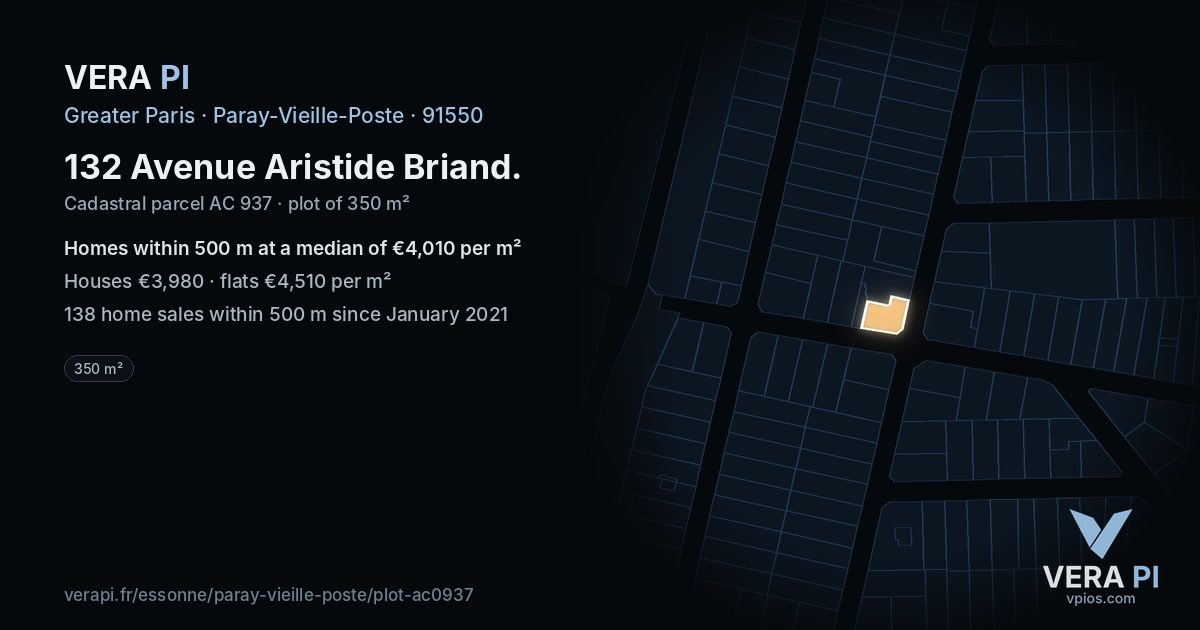 132 Avenue Aristide Briand, Paray-Vieille-Poste at night – the plot lit, the parcels around coloured by the prices near them