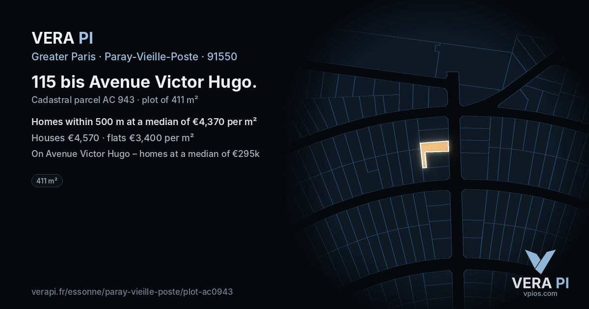 115 bis Avenue Victor Hugo, Paray-Vieille-Poste at night – the plot lit, the parcels around coloured by the prices near them