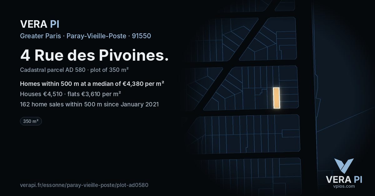 4 Rue des Pivoines, Paray-Vieille-Poste at night – the plot lit, the parcels around coloured by the prices near them