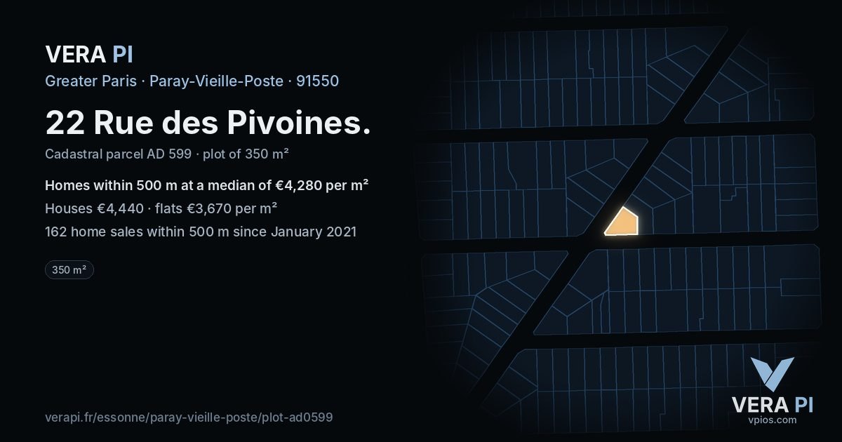 22 Rue des Pivoines, Paray-Vieille-Poste at night – the plot lit, the parcels around coloured by the prices near them