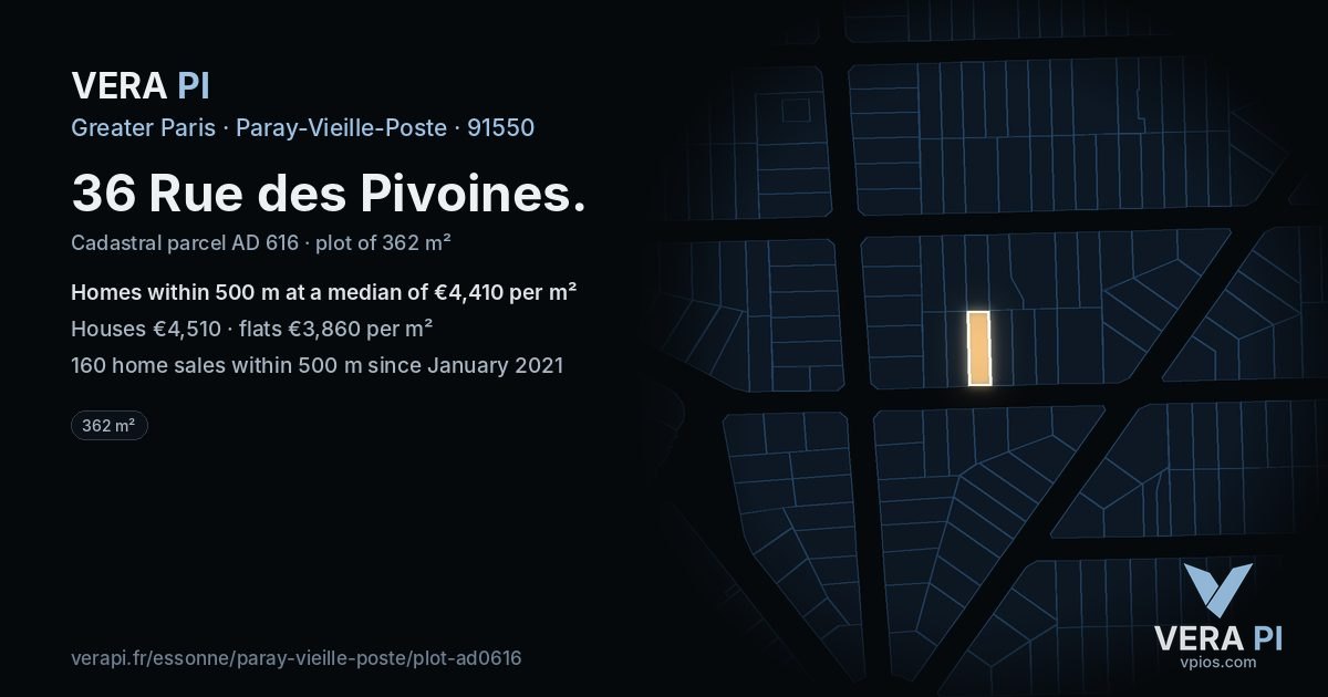 36 Rue des Pivoines, Paray-Vieille-Poste at night – the plot lit, the parcels around coloured by the prices near them