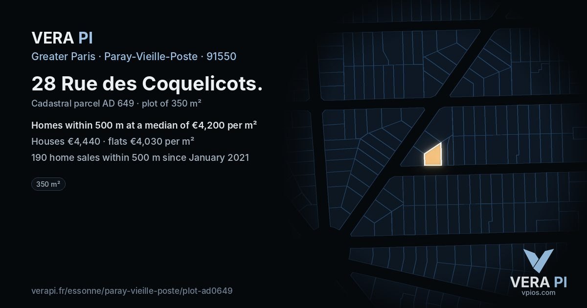 28 Rue des Coquelicots, Paray-Vieille-Poste at night – the plot lit, the parcels around coloured by the prices near them