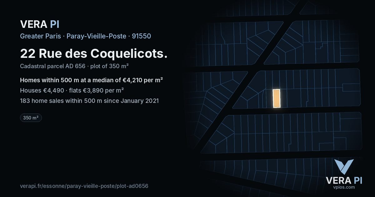 22 Rue des Coquelicots, Paray-Vieille-Poste at night – the plot lit, the parcels around coloured by the prices near them