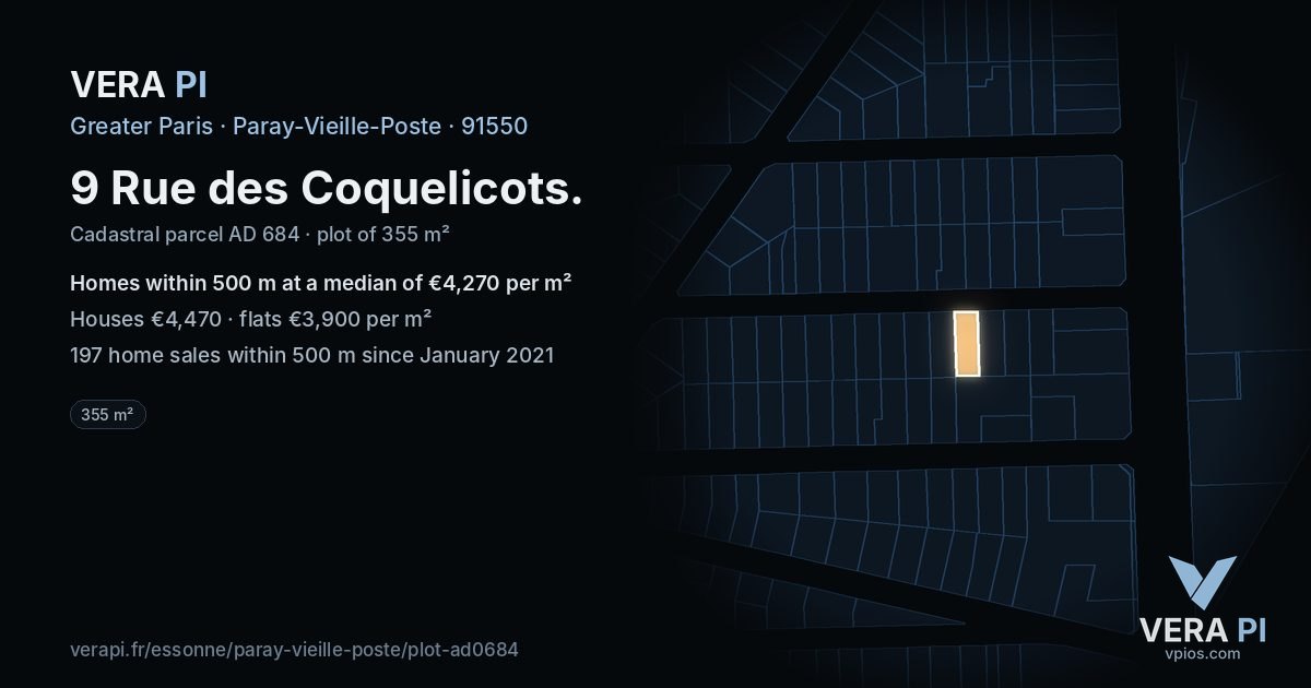 9 Rue des Coquelicots, Paray-Vieille-Poste at night – the plot lit, the parcels around coloured by the prices near them