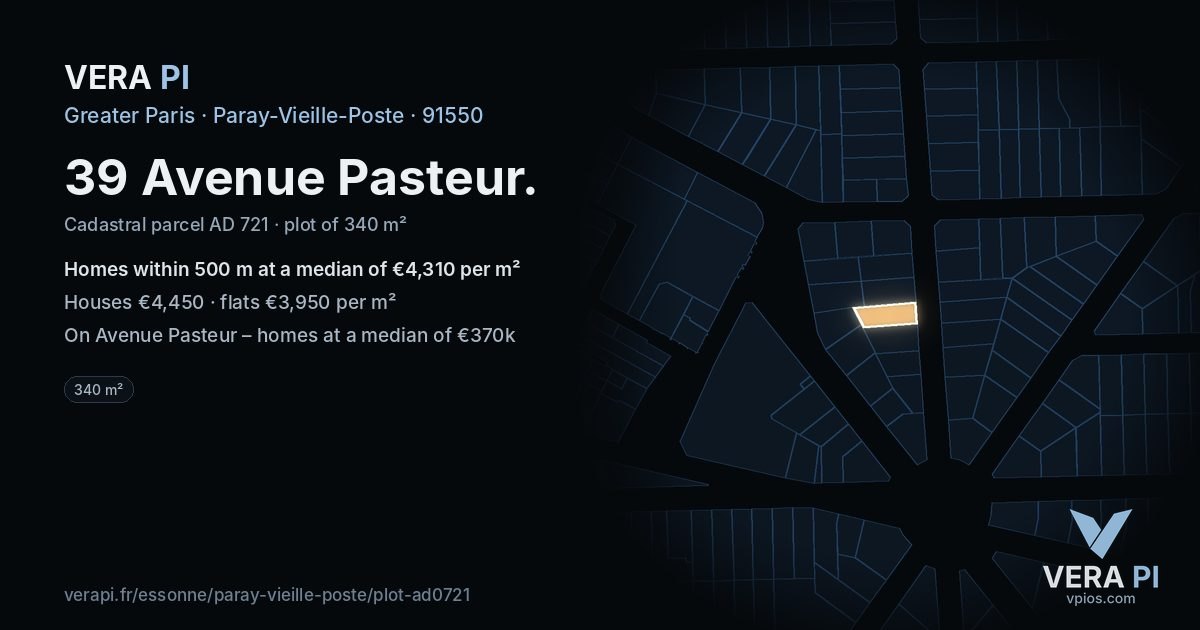 39 Avenue Pasteur, Paray-Vieille-Poste at night – the plot lit, the parcels around coloured by the prices near them