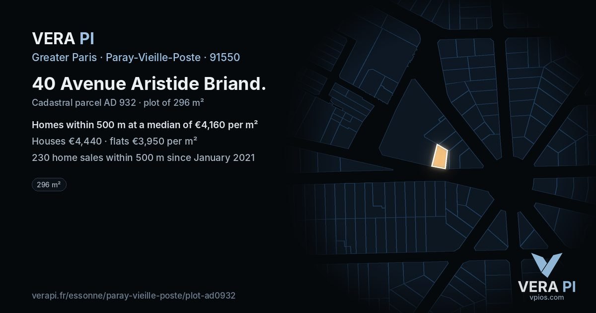 40 Avenue Aristide Briand, Paray-Vieille-Poste at night – the plot lit, the parcels around coloured by the prices near them