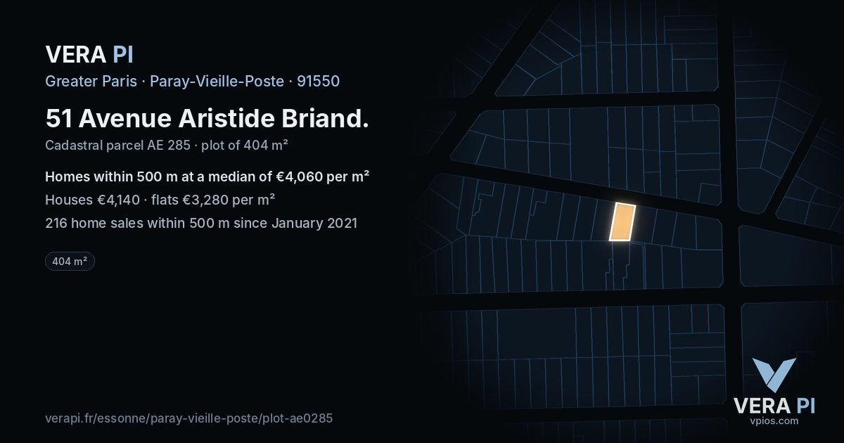 51 Avenue Aristide Briand, Paray-Vieille-Poste at night – the plot lit, the parcels around coloured by the prices near them