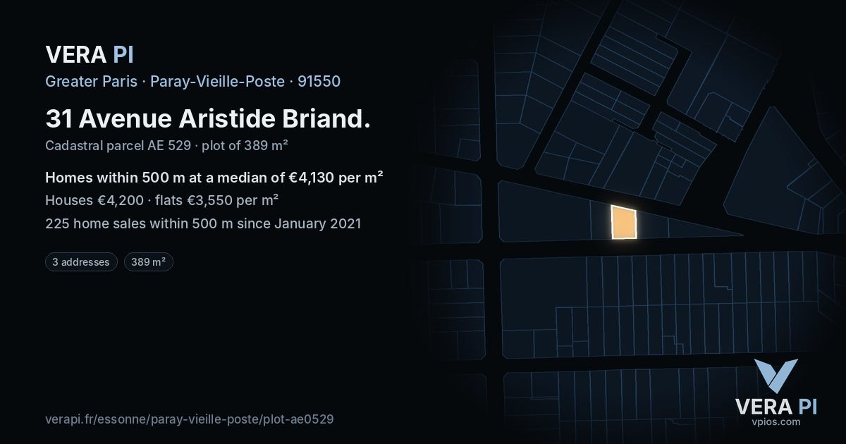 31 Avenue Aristide Briand, Paray-Vieille-Poste at night – the plot lit, the parcels around coloured by the prices near them
