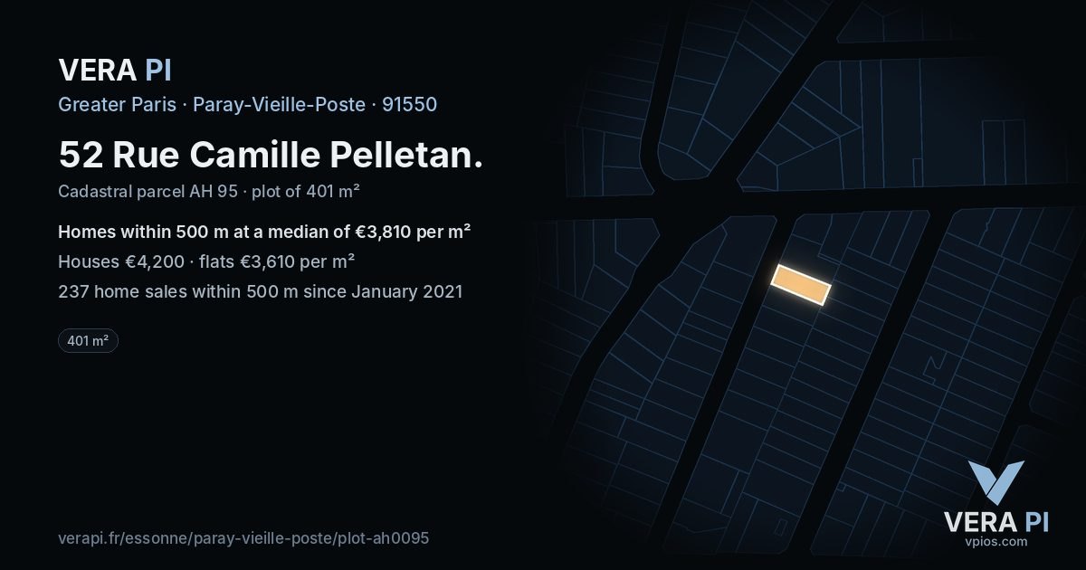 52 Rue Camille Pelletan, Paray-Vieille-Poste at night – the plot lit, the parcels around coloured by the prices near them