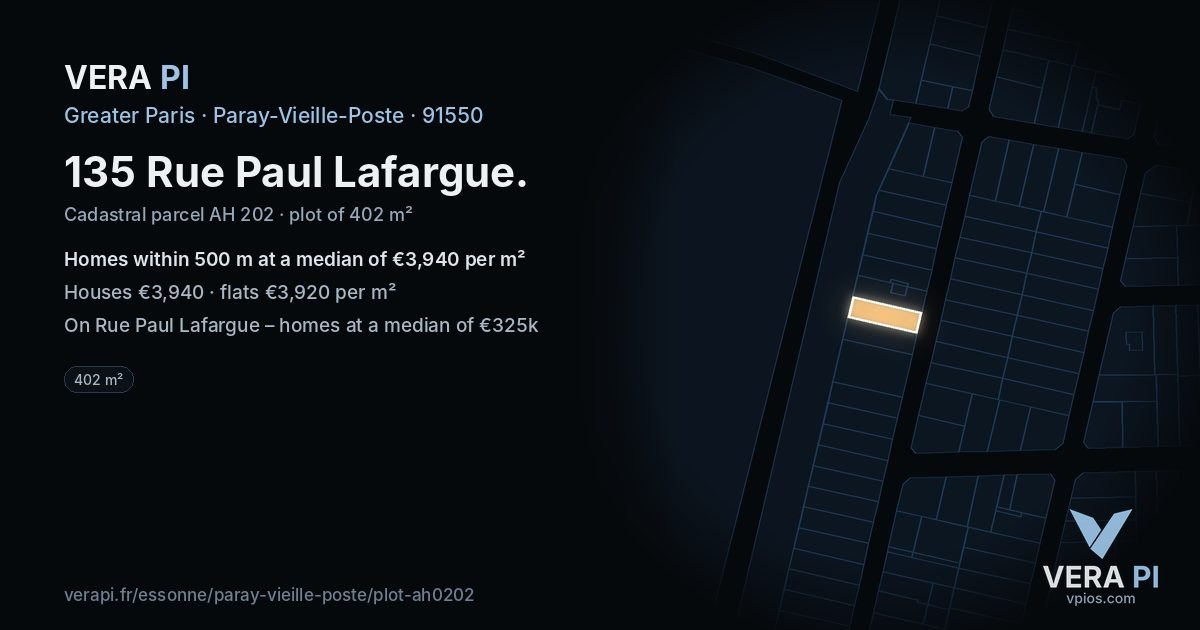 135 Rue Paul Lafargue, Paray-Vieille-Poste at night – the plot lit, the parcels around coloured by the prices near them