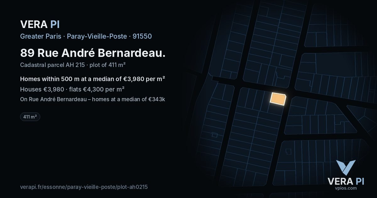 89 Rue André Bernardeau, Paray-Vieille-Poste at night – the plot lit, the parcels around coloured by the prices near them