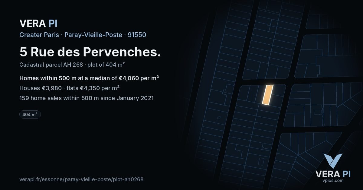 5 Rue des Pervenches, Paray-Vieille-Poste at night – the plot lit, the parcels around coloured by the prices near them