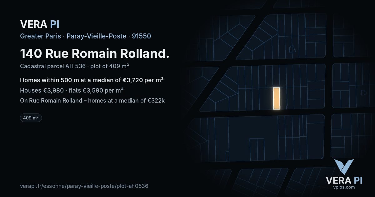 140 Rue Romain Rolland, Paray-Vieille-Poste at night – the plot lit, the parcels around coloured by the prices near them