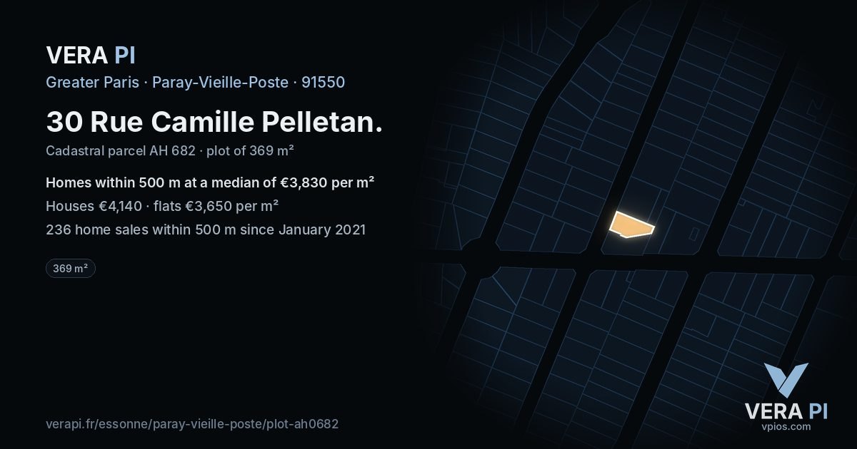 30 Rue Camille Pelletan, Paray-Vieille-Poste at night – the plot lit, the parcels around coloured by the prices near them