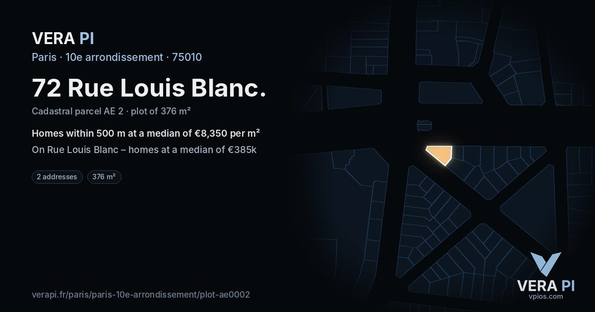 72 Rue Louis Blanc, 10e arrondissement at night – the plot lit, the parcels around coloured by the prices near them